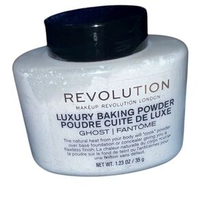 Revolution Luxury Baking Powder